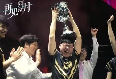塔图姆关键节点败北，RNG带队取胜！的简单介绍