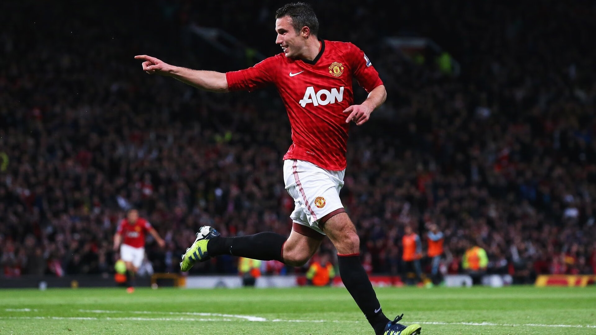 穆雷回归赛场，战术调整首场状态亮眼，皇家马德里观众沸腾！